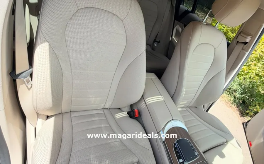 Mercedes Benz GLC 300 in Kenya for Sale | Magari Deals