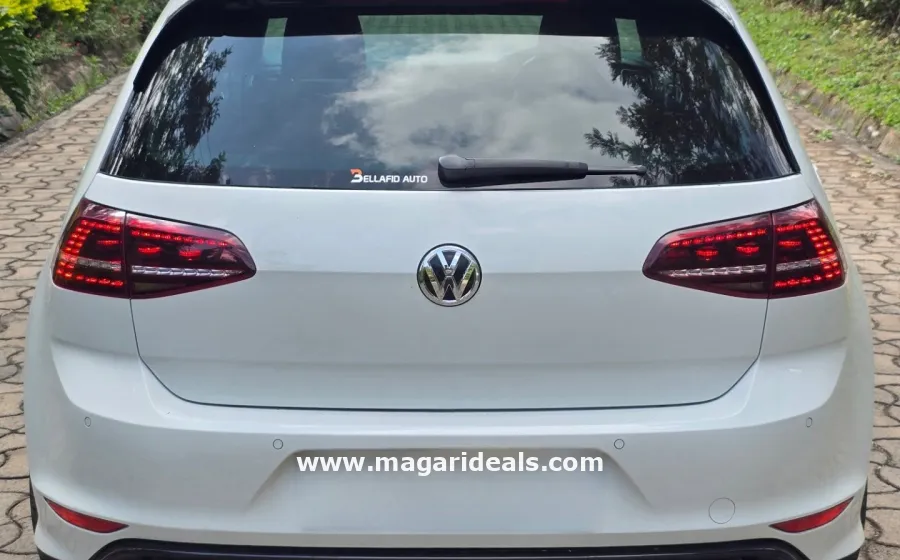 2014 VW Golf R for Sale in Nairobi in Kenya for Sale | Magari Deals