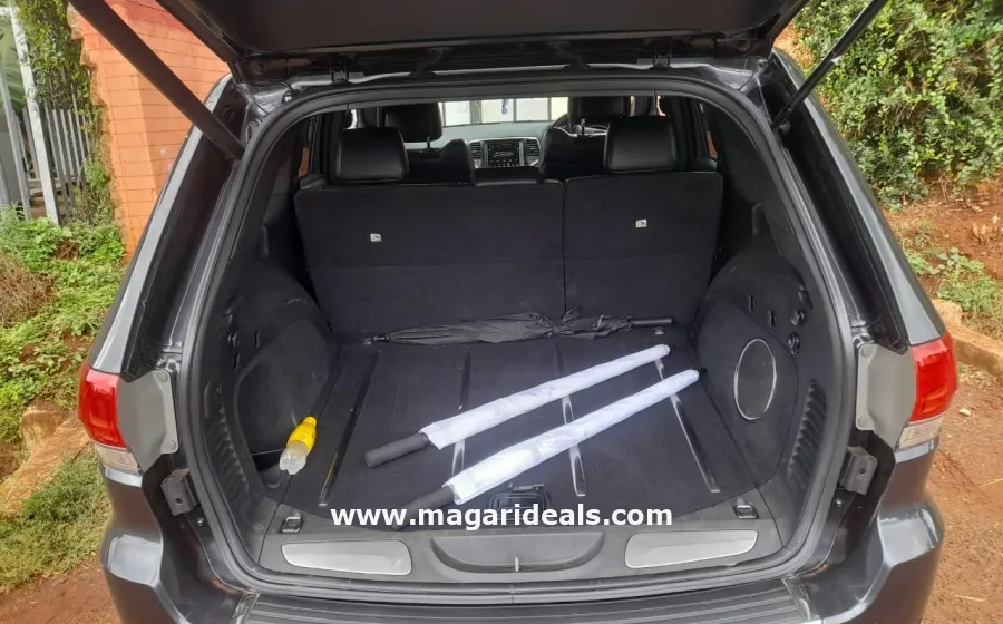 JEEP GRAND CHEROKEE 2015 Limited Edition in Kenya for Sale | Magari Deals