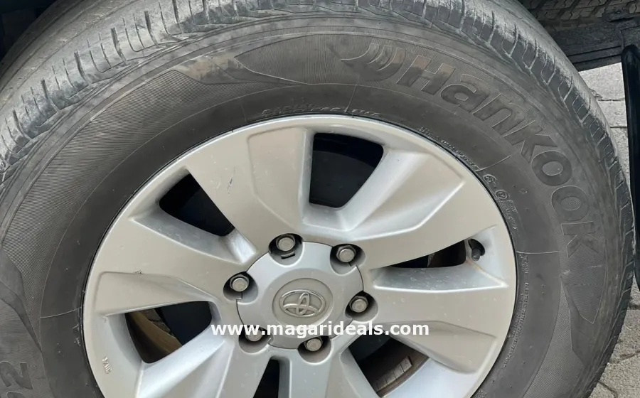 TOYOTA HILUX DC 2018 Model 2400cc Black in Kenya for Sale | Magari Deals