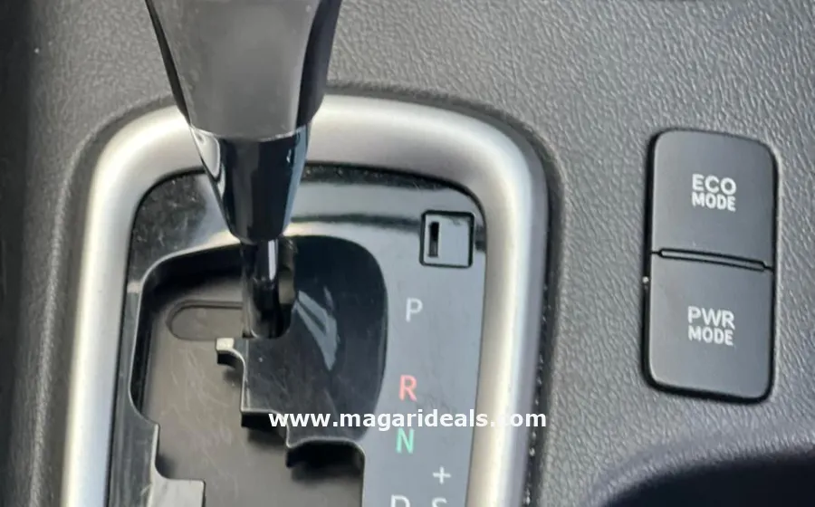 TOYOTA HILUX DC 2018 Model 2400cc Black in Kenya for Sale | Magari Deals