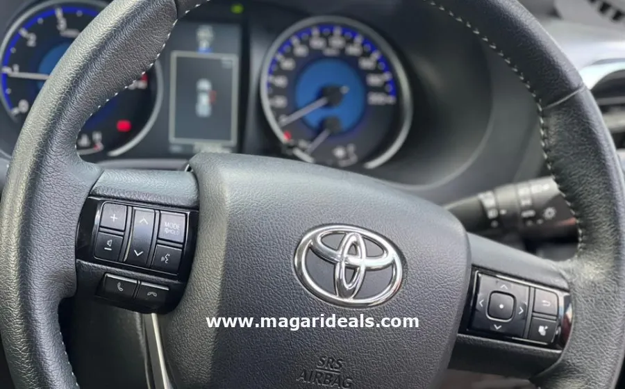 TOYOTA HILUX DC 2018 Model 2400cc Black in Kenya for Sale | Magari Deals