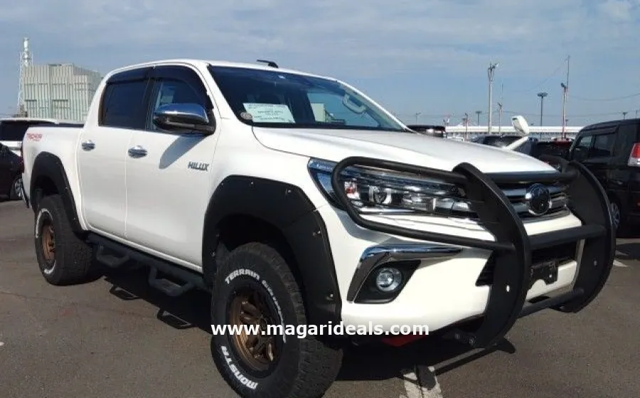 TOYOTA HILUX DC 2018 Model 2400cc White in Kenya for Sale | Magari Deals