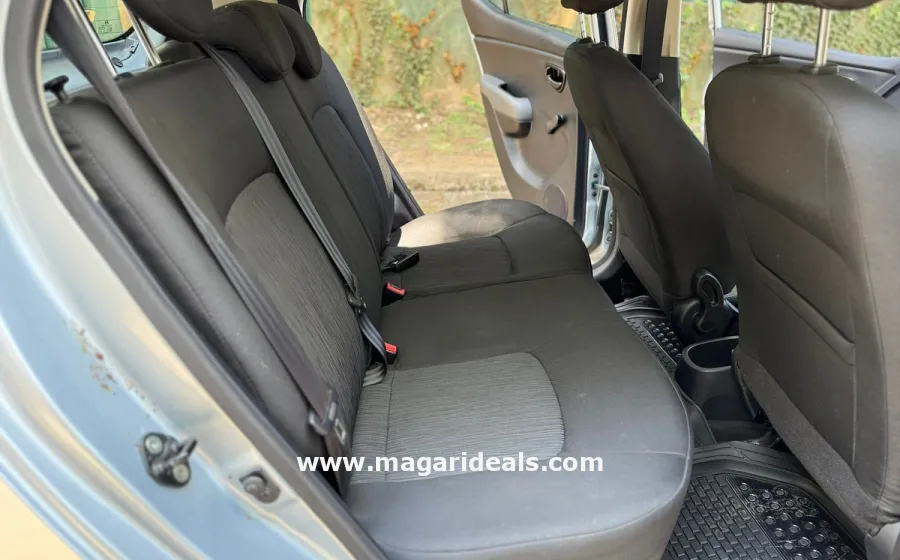 HYUNDAI i10 in Kenya for Sale | Magari Deals