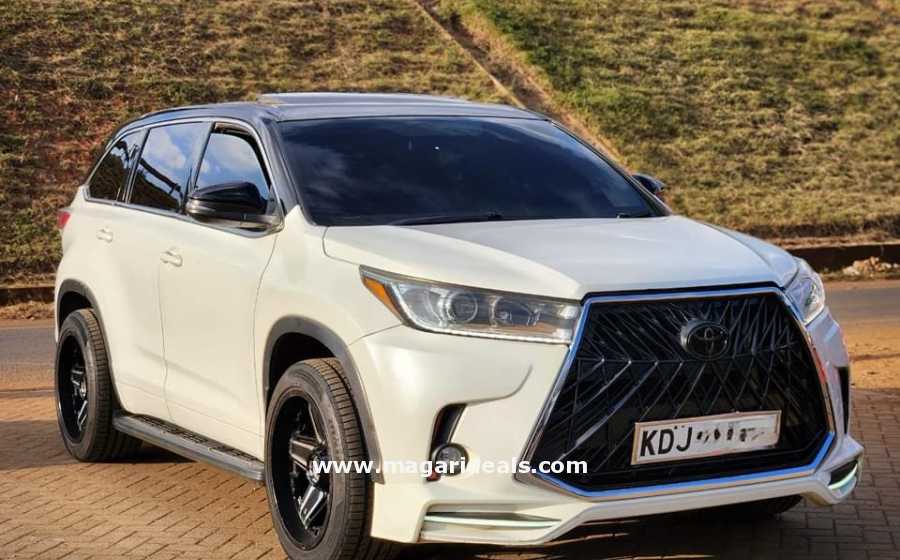 TOYOTA KLUGER 3.5 V6 with SUNROOF  for Sale | Best Buy