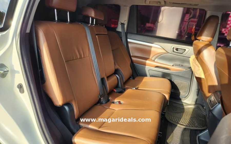 TOYOTA KLUGER 3.5 V6 with SUNROOF  for Sale | Best Buy