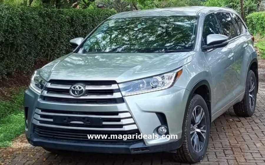 TOYOTA KLUGER 3.5l in Kenya for Sale | Magari Deals