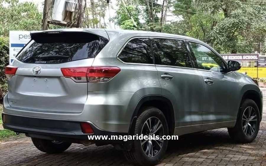 TOYOTA KLUGER 3.5l in Kenya for Sale | Magari Deals
