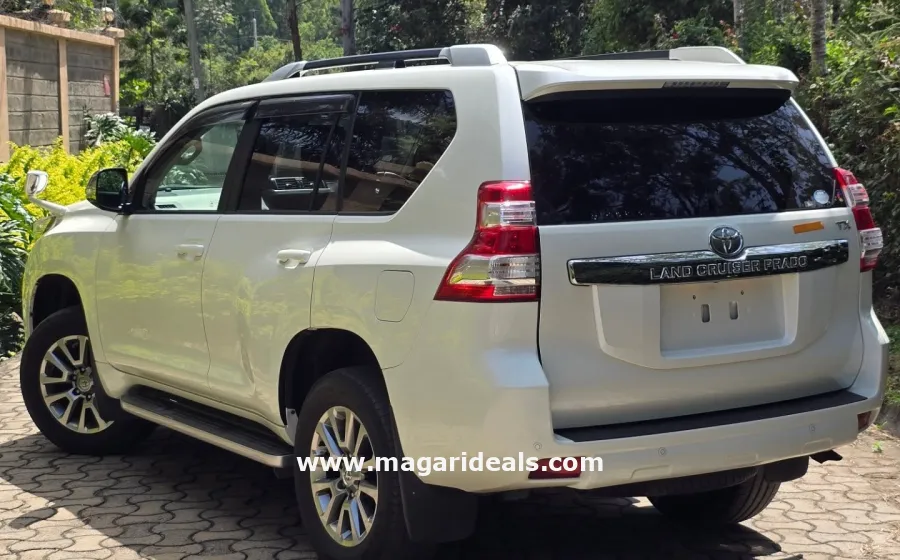 2017 Toyota Land Cruiser Prado TXL in Kenya for Sale | Magari Deals
