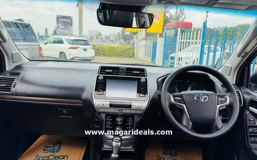 Toyota LandCruiser Prado VX in Kenya for Sale | Magari Deals