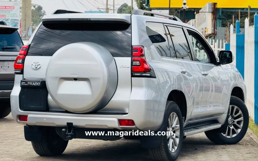 Toyota LandCruiser Prado VX in Kenya for Sale | Magari Deals
