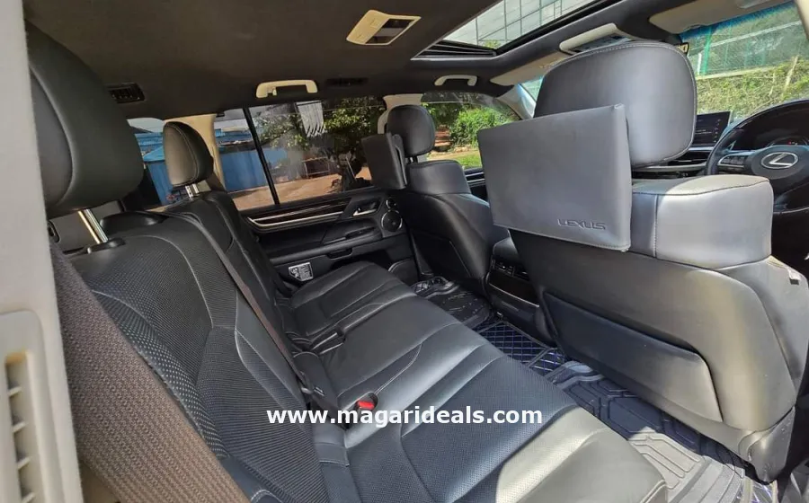 LEXUS LX570 on Sale in Nairobi Kenya in Kenya for Sale | Magari Deals