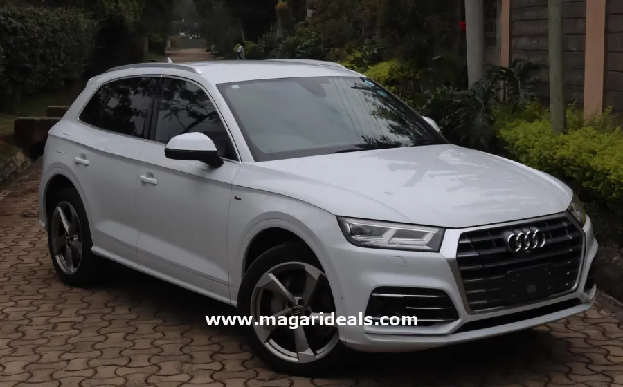 AUDI Q5 QUATTRO S-LINE White 2018 in Kenya for Sale | Magari Deals