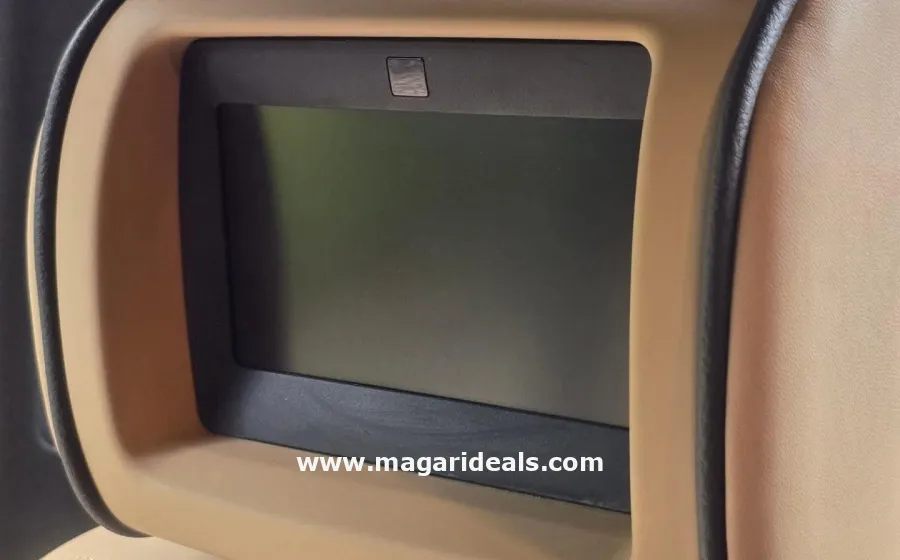 2010 Land Rover Range Rover Vogue in Kenya for Sale | Magari Deals