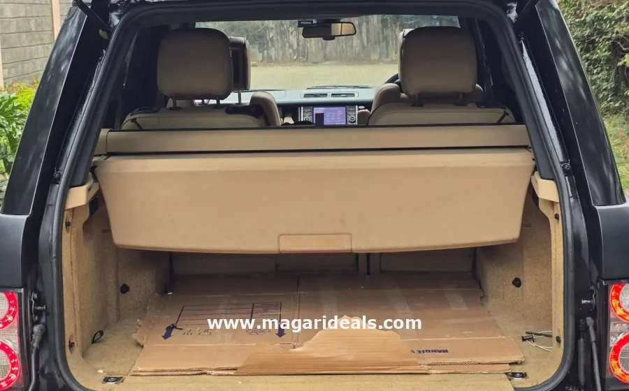 2010 Land Rover Range Rover Vogue in Kenya for Sale | Magari Deals