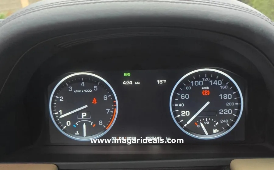 2010 Land Rover Range Rover Vogue in Kenya for Sale | Magari Deals