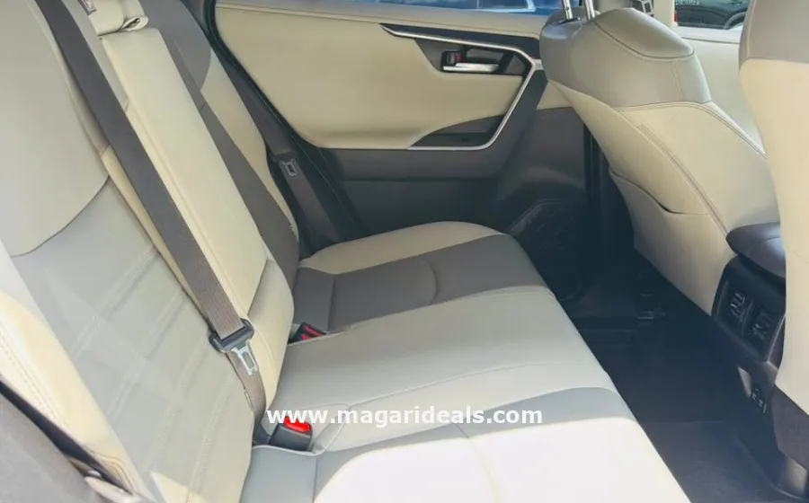 Toyota RAV4 Adventure Package in Kenya for Sale | Magari Deals