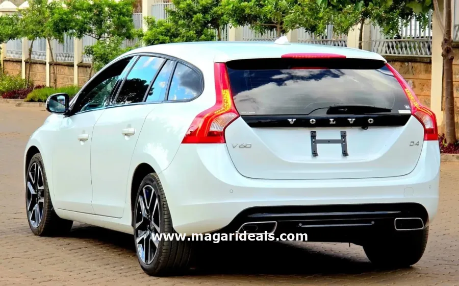 VOLVO V60 D4 R-Design in Kenya for Sale | Magari Deals