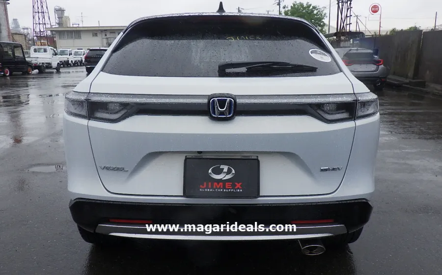 20221 Honda Vezel HEV PLAY in Kenya for Sale | Magari Deals