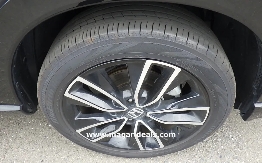 20221 Honda Vezel HEV PLAY in Kenya for Sale | Magari Deals