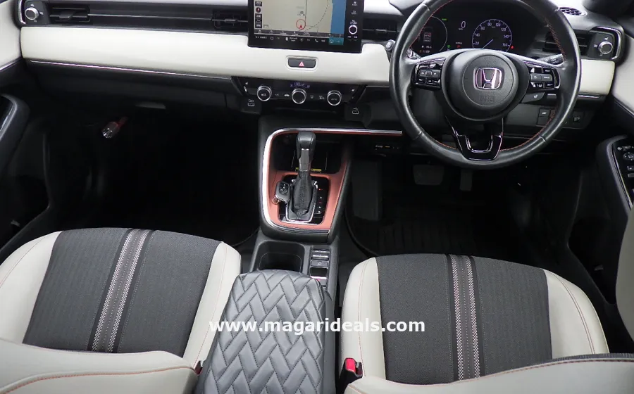 20221 Honda Vezel HEV PLAY in Kenya for Sale | Magari Deals