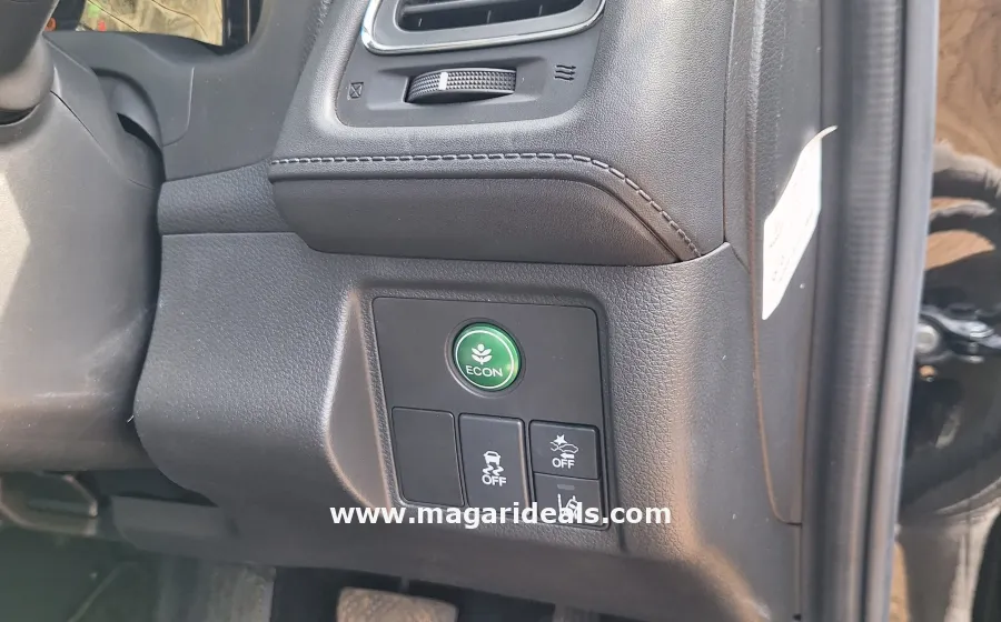 2019 Honda Vezel Non Hybrid in Kenya for Sale | Magari Deals