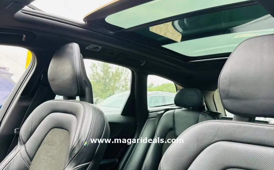 Volvo XC60 T5 R-Design in Kenya for Sale | Magari Deals